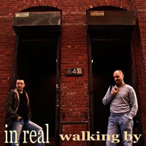 IN REAL ( Milan Sudzuk and Petar Vasovic)的專輯Walking By