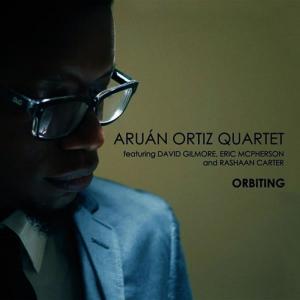 ดาวน์โหลดและฟังเพลง Orbiting พร้อมเนื้อเพลงจาก Aruán Ortiz Quartet
