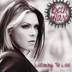 收聽Beth Hart的Learning To Live (Live)歌詞歌曲