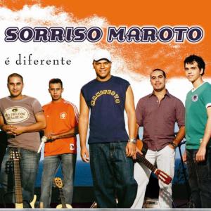 ดาวน์โหลดและฟังเพลง É Diferente พร้อมเนื้อเพลงจาก Sorriso Maroto