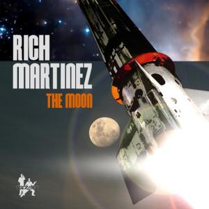 ดาวน์โหลดและฟังเพลง The Moon (2013 Mix) พร้อมเนื้อเพลงจาก Rich Martinez