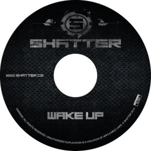 ดาวน์โหลดและฟังเพลง Wake Up พร้อมเนื้อเพลงจาก Shatter