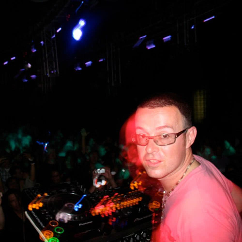 FA Premier League Anthem 2004 - 2007 (Judge Jules 2006 Mix)