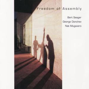 收聽Freedom of Assembly的Bottom's Up歌詞歌曲