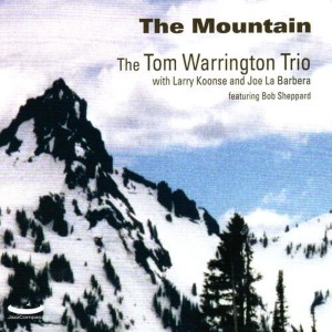 ดาวน์โหลดและฟังเพลง Everything I Love พร้อมเนื้อเพลงจาก The Tom Warrington Trio