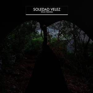 ดาวน์โหลดและฟังเพลง Black Light in the Forest พร้อมเนื้อเพลงจาก Soledad Vélez