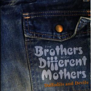 ดาวน์โหลดและฟังเพลง Friends are Family พร้อมเนื้อเพลงจาก The Brothers with Different Mothers