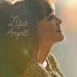 ดาวน์โหลดและฟังเพลง Les larmes de mon coeur พร้อมเนื้อเพลงจาก Lisa Angell