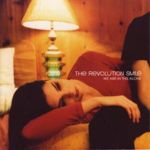 ดาวน์โหลดและฟังเพลง Gun พร้อมเนื้อเพลงจาก Revolution Smile