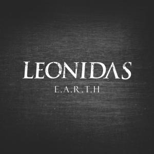Dengarkan Moonlight Queen (Acoustic Version) lagu dari Leonidas dengan lirik