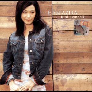 收聽Erra Fazira的Menyambut Cinta (Album Version)歌詞歌曲