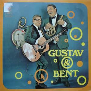 ดาวน์โหลดและฟังเพลง Solong พร้อมเนื้อเพลงจาก Gustav Winckler