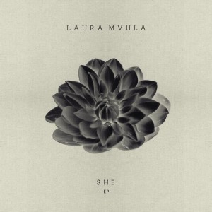 收聽Laura Mvula的She歌詞歌曲