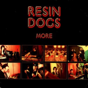 收聽Resin Dogs的Move Up歌詞歌曲