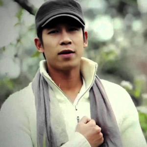 ดาวน์โหลดและฟังเพลง Chẳng Thể Thiếu Em พร้อมเนื้อเพลงจาก The Men