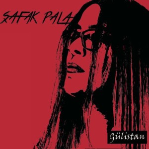 收聽Şafak Pala的Eşşeği Saldım Çayıra歌詞歌曲