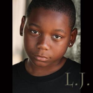 ดาวน์โหลดและฟังเพลง Apple Of My Eye พร้อมเนื้อเพลงจาก LJ