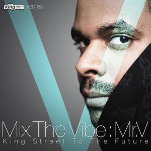 ดาวน์โหลดและฟังเพลง Breakers Theme (Main Mix) พร้อมเนื้อเพลงจาก Mr. V