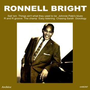 ดาวน์โหลดและฟังเพลง Easy Listening พร้อมเนื้อเพลงจาก Ronnell Bright