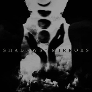 收聽Shadows and Mirrors的Christian Woman歌詞歌曲