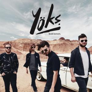 ดาวน์โหลดและฟังเพลง Onun Şarkısı พร้อมเนื้อเพลงจาก Yok Öyle Kararlı Şeyler