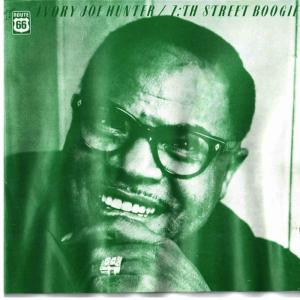 ดาวน์โหลดและฟังเพลง Woo Wee Blues พร้อมเนื้อเพลงจาก Ivory Joe Hunter