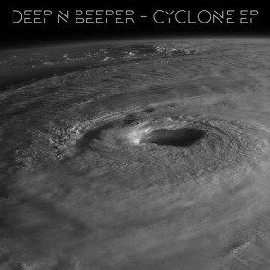 收聽Deep N Beeper的Cyclone(Infernal Machine Refit)歌詞歌曲