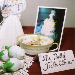收聽Baby Teeth的Loving Strokes歌詞歌曲
