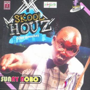 收聽Sunny Bobo的Osinachi Kpeberi Akuyelaegwu Enyekwalam歌詞歌曲