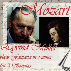 收聽Eyvind Møller的Fantasia In C Minor, K. 475: Allegro歌詞歌曲