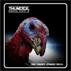 收聽Thunder的Santa Claus Is Coming to Town歌詞歌曲