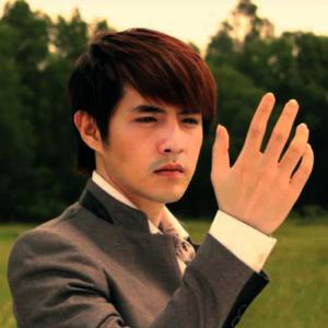 收聽Ông Cao Thắng的Ký Ức Về Chiếc Nhẫn Cỏ (Beat)(Beat)歌詞歌曲