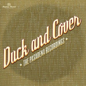 ดาวน์โหลดและฟังเพลง The Way You Look At Me พร้อมเนื้อเพลงจาก Duck And Cover