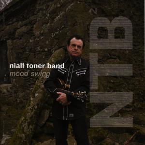 收聽Niall Toner Band的Mood Swing歌詞歌曲
