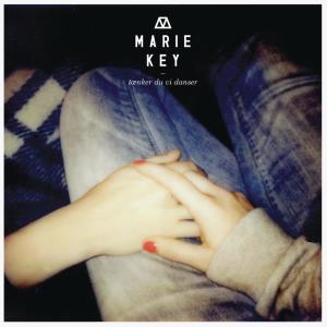 ดาวน์โหลดและฟังเพลง Dans พร้อมเนื้อเพลงจาก Marie Key