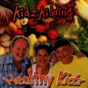 ดาวน์โหลดและฟังเพลง Walk It พร้อมเนื้อเพลงจาก Kidz Kidding