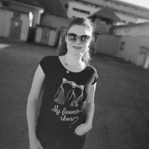 Listen to Indie song with lyrics from D´Branx