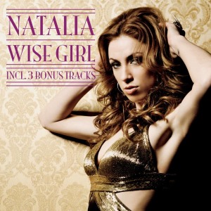 ดาวน์โหลดและฟังเพลง Put That Record On พร้อมเนื้อเพลงจาก Natalia