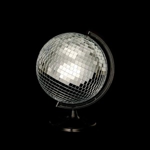 收听Fleurie的Constellate歌词歌曲