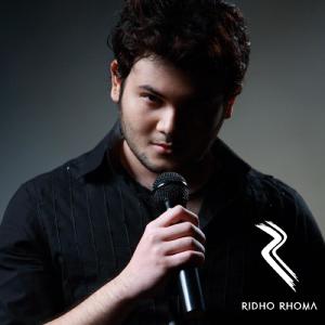 Album Moving On from Ridho Rhoma