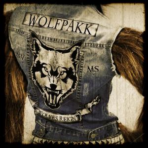 Listen to Wolves Reign song with lyrics from Wolfpakk
