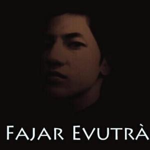 ดาวน์โหลดและฟังเพลง Warna Warni Hadirmu พร้อมเนื้อเพลงจาก Fajar Evutra