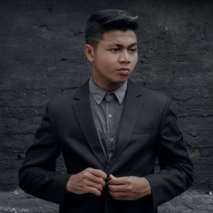 Dengarkan Intuisi lagu dari Boaz Jati dengan lirik