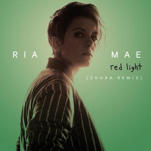 ดาวน์โหลดและฟังเพลง Red Light (Shura Remix) พร้อมเนื้อเพลงจาก Ria Mae