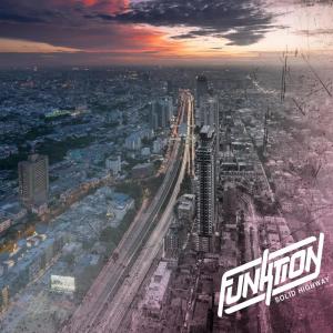 Dengarkan lagu Funktion Overture nyanyian Funktion dengan lirik