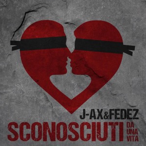 收聽Fedez的Sconosciuti da una vita歌詞歌曲