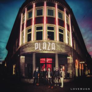 Lovebugs的專輯At the Plaza (Live)
