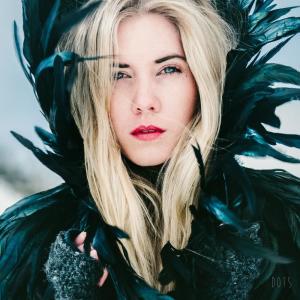 Dengarkan Dots lagu dari Woodes dengan lirik