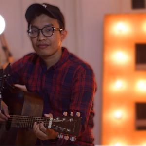 收聽Amiel ahzafani的Hapuskan Rasa Cintaku Padanya歌詞歌曲