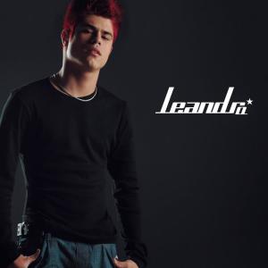 收聽Leandro Lopes的What's Left of Me (Deixo a voz me Levar) (Balada)歌詞歌曲